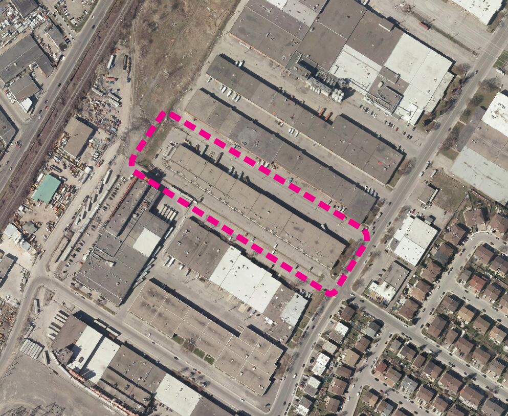 Petra Ltée vend trois immeubles totalisant 1M pi² à KingSett Capital pour 59 M$.